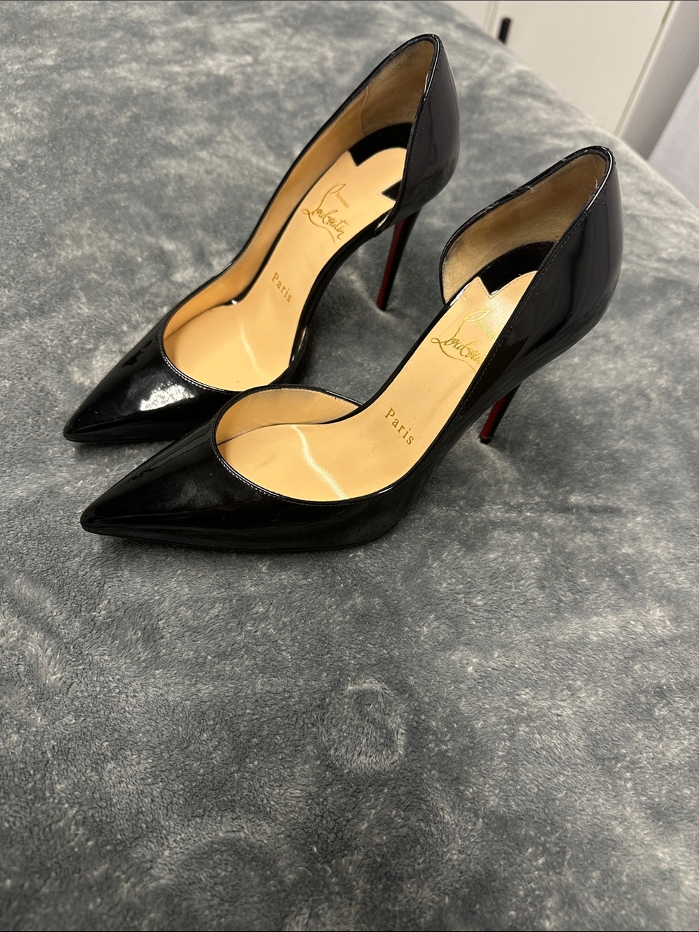 Christian Louboutin Black Patent Leather D'Orsay Pumps with Red Soles - Picture 2 of 4